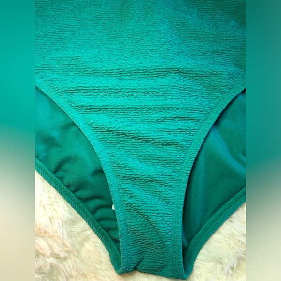 Shade & Shore Turquoise Textured Swimsuit - Picture 6 of 11